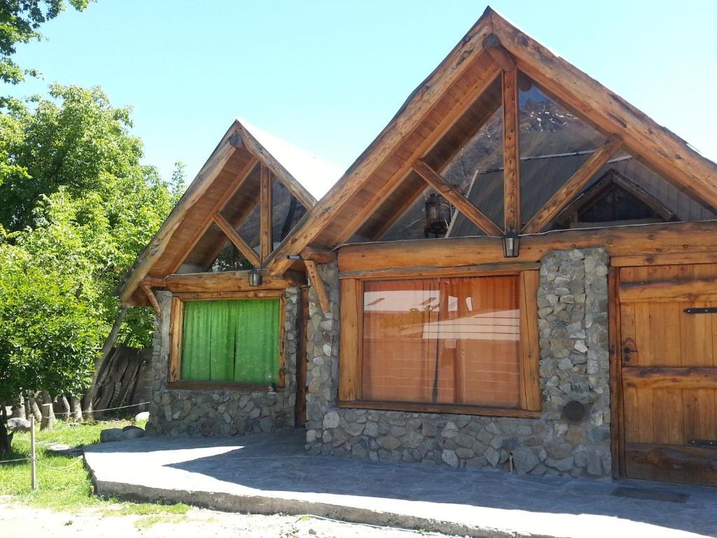 Хостел Cabanas Pehuenia Эль-Больсон Экстерьер фото