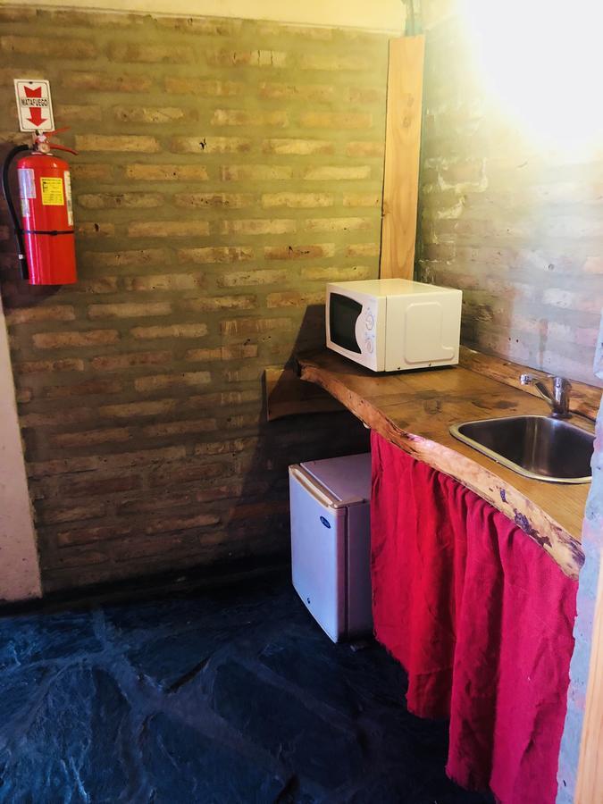 Хостел Cabanas Pehuenia Эль-Больсон Экстерьер фото
